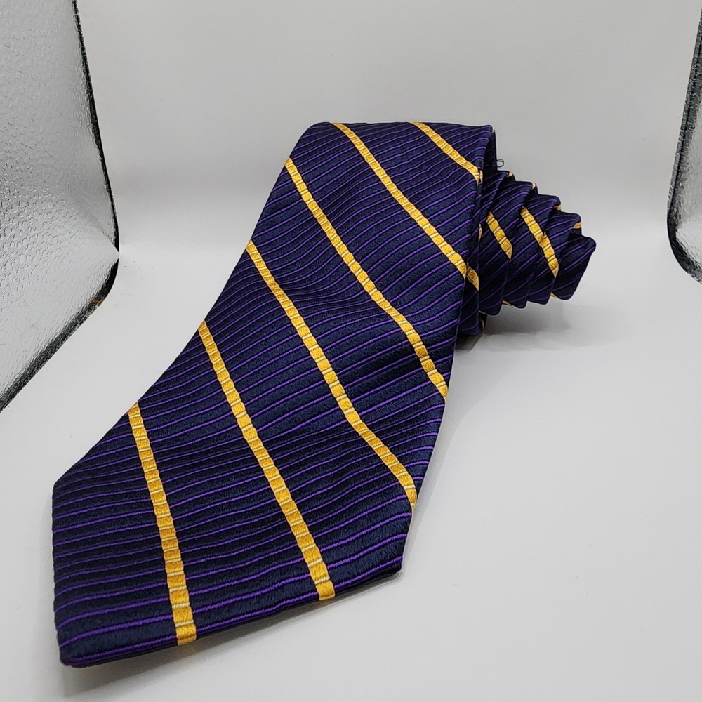 Hickey Freeman Mens Silk‎ Tie Purple Gold Diagonal Stripe Handmade USA Business